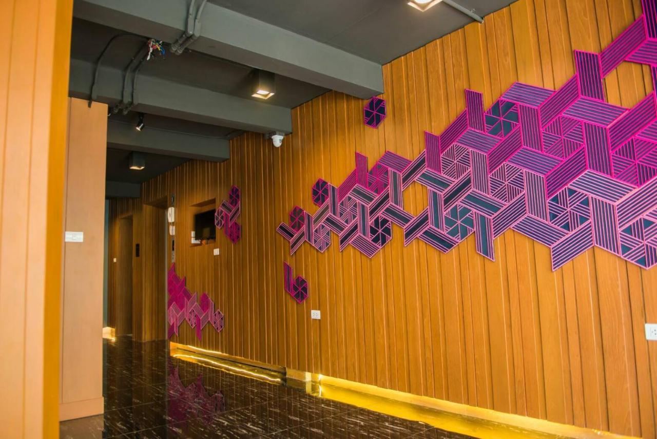 Gn Luxury Hostel Bangkok Zewnętrze zdjęcie
